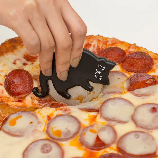 Nóż do pizzy Czarny Kot Kikkerland