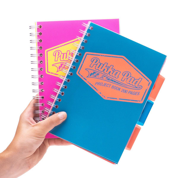 Kołozeszyt A5 w kratkę 200 stron Pukka Pad Project Book Neon niebieski