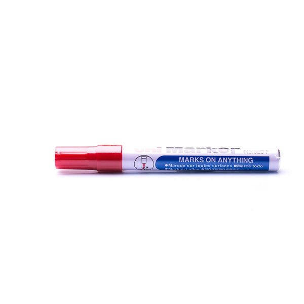 Marker permanentny Uni No-520 czerwony