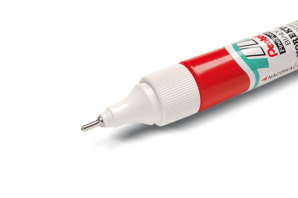Korektor w pisaku Pentel ZL63 7ml