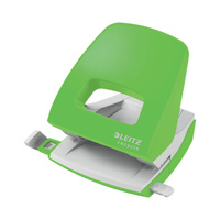 Dziurkacz mini Leitz NeXXt Recycle CO2 (30 kartek) zielony