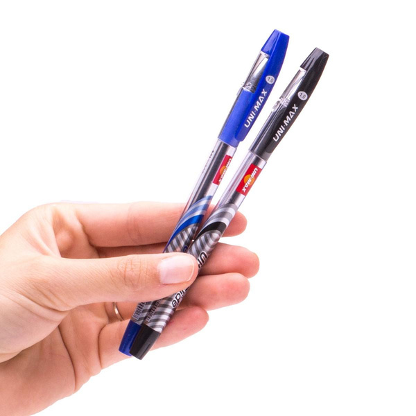 Długopis Uni Max Ultra Glide niebieski